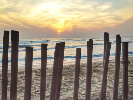 Behind the Seaの素材