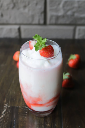 Strawberry smoothies and Milkshake