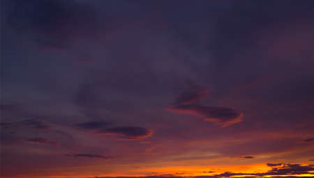 Low Angle View Of Sky At Sunsetの写真素材