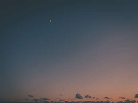 Low Angle View Of Sky At Sunsetの写真素材