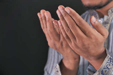 muslim man praying during ramadan, Close upの写真素材