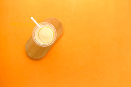 top view of fresh lime juice on tableの写真素材