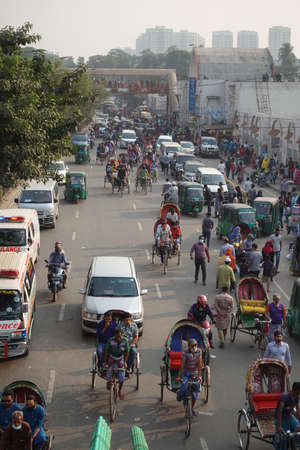 dhaka bangladesh 24th may 2021 .people and traffic moving in crowded cityのeditorial素材