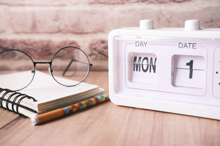 close up of calendar date flippingの写真素材