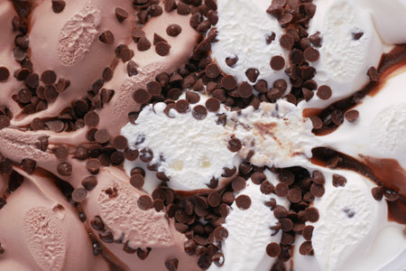 close up of vanila and chocolate flavor ice cream in a containerの写真素材