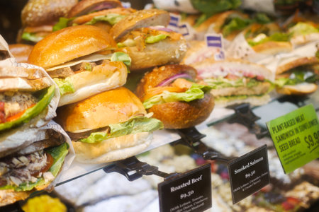 Singapor , 22 june 2022, Fresh Homemad burger with Bacon Lettuce and Tomatoのeditorial素材