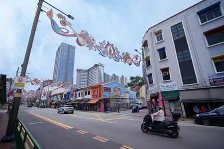Singapore little india 22 june 2022. street lighting and traffic in little indiaのeditorial素材