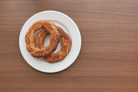 Turkish Bagel Simit on tableの写真素材