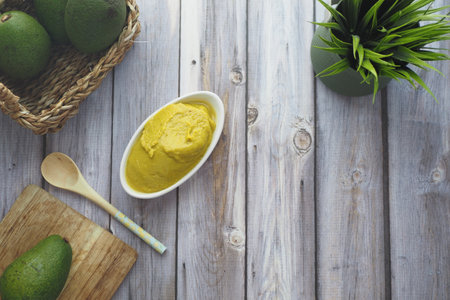 avocado and avocado pasted in a containerの写真素材