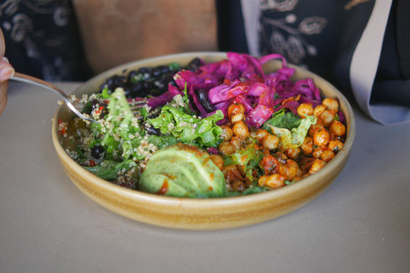 Colorful healthy bowl with quinoa and vegetablesの写真素材