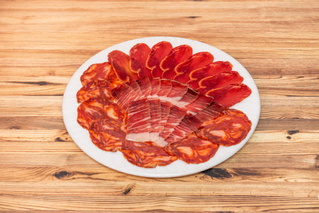 Iberian acorn-fed pork sausage tray with chorizo, ham and sausage loin