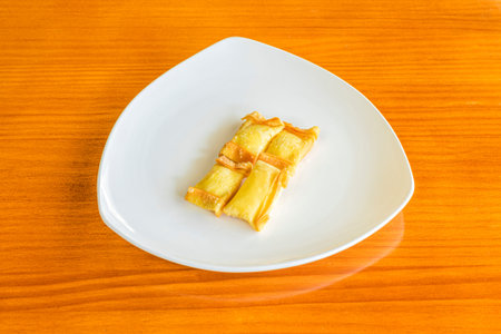 Pasta bags stuffed with cheese and crab fried in olive oil