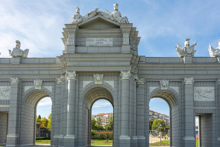 A close-up view of the replica's structure, revealing the manufacturing material, which imitates stone but is more modern and easier to maintainの写真素材