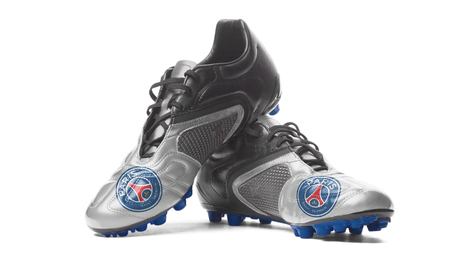 FC Paris Saint-Germain - football boots.のeditorial素材