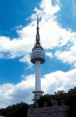 Low angle view of towerのeditorial素材