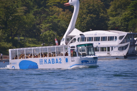 sight seeing boatのeditorial素材