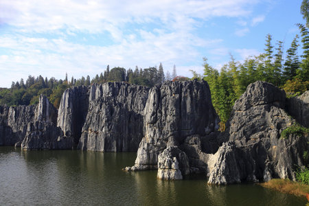 Yunnan Kunming Stone Forest Scenic Stone Forest Pond