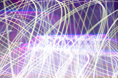 Independent travel and wave motion of light colors.