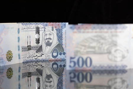New Saudi Riyal notes with King Abdulaziz photo