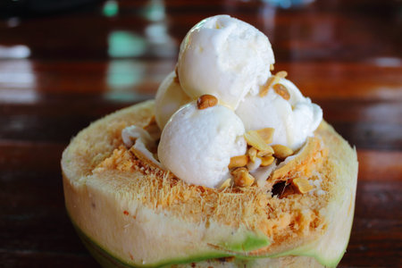 Coconut ice cream with groundnut