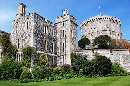 WINDSOR, ENGLAND - APRIL 27 : The Windsor Castle in the English county of Berkshire in the UK on April 27, 2008 in Windsor, United Kingdom.のeditorial素材