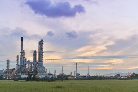 oil refinery plant