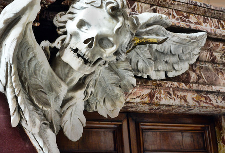 statue death angelの写真素材