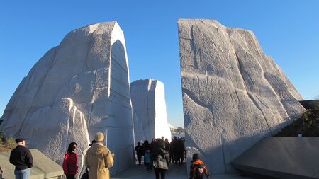 Opening to Martin Luther King Monument in DCのeditorial素材