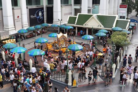 Thailand, Bangkok - November 2018: Tourist visiting Erawan Shrine to pray or pay they respectのeditorial素材