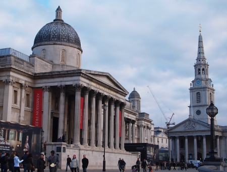 London, UK - January 2012   The exterior of The National Gallery  This gallery houses paintings collection from the 13th to the 19th centuries  Events, exhibitions and displays are on show 361 days a year, free of charge のeditorial素材