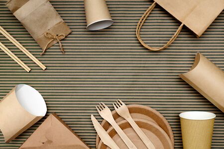Fast food paper packaging and disposable tableware from environmentally friendly materials.の写真素材