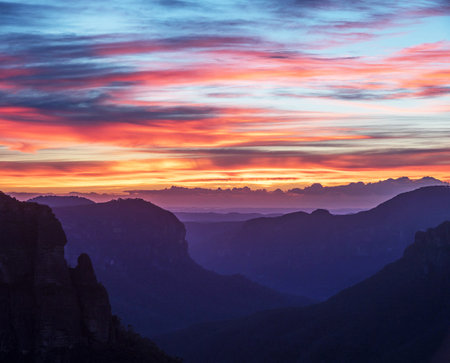 Sunset over Blue Mountains National Park, South Rim, Arizona, USAの写真素材