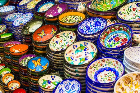 Traditional Turkish ceramics on the Grand Bazaarの写真素材