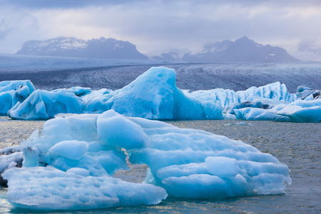 JÃ¶kulsÃ¡rlÃ³n - famous glacial lagoon, South Icelandの写真素材