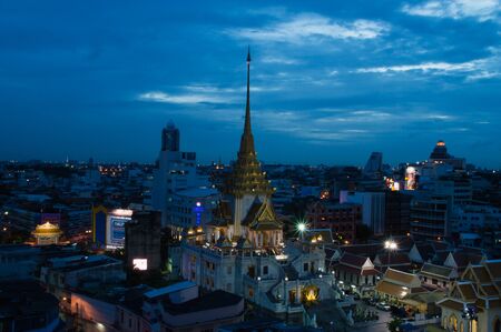 Bangkok, Thailand - July 17, 2017 : Traimitra temple locate at the end of Yaowarat (Bangkok's Chinatown). Wat Traimit houses the world's largest massive gold seated Buddha.のeditorial素材