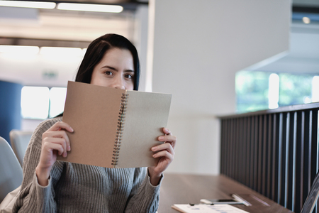 Business Concept. Beautiful women are working in the office. Beautiful businesswomen dressed in casual wear to work on holidays.の写真素材