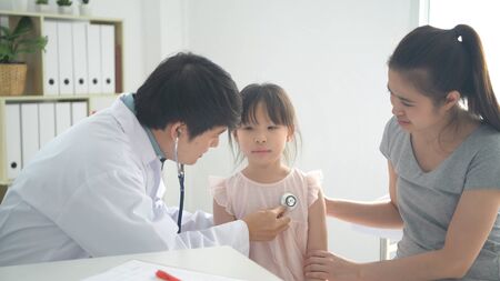 Medical concepts. The doctor is checking the patient's condition in the hospital. 4k Resolution.の写真素材