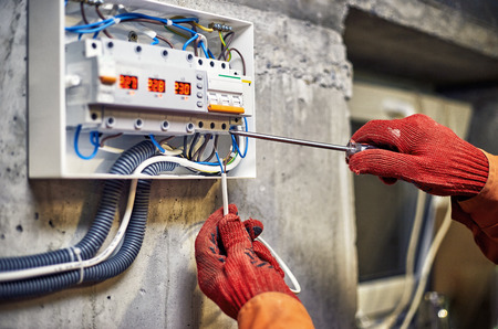 Maintenance of the electrical system. Work tests of the electrical circuit.