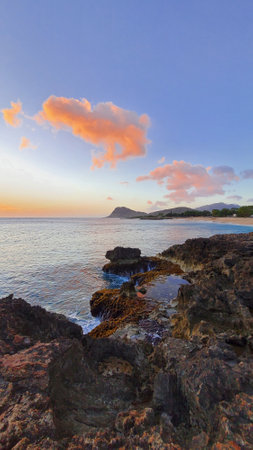 Sunset in Nanakuliの写真素材