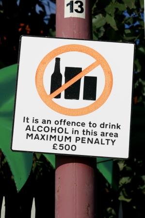 No drinking alchohol sign on seafront, Southend on Sea, Essex, England の写真素材