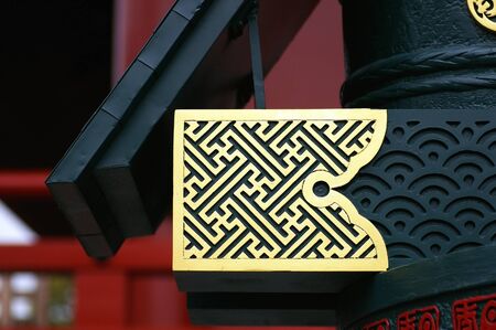   3636;wooden beam with decorationの写真素材