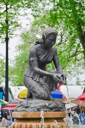 Statue of woman with the fountainのeditorial素材