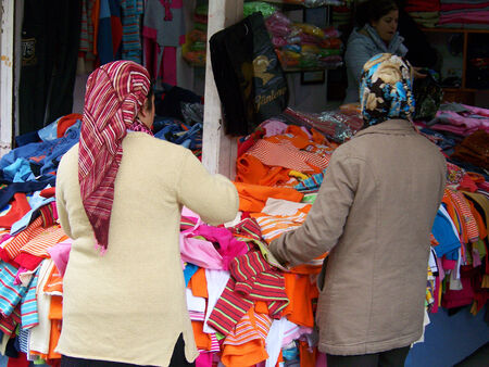 Women at the market in Izmirのeditorial素材