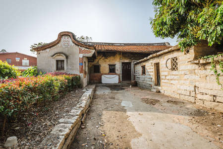 Old buildings with traditional south Fujian design.のeditorial素材