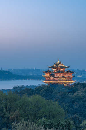 Night landscape of the City God Pavilion in Hangzhou, Chinaのeditorial素材
