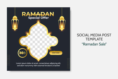 Ramadan Sale social media post template. Web banner advertising for greeting card, voucher, islamic event. editable vector illustrationのイラスト素材