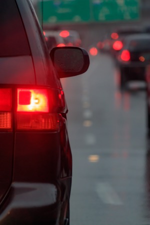 traffic on gray day in pacific northwestの写真素材