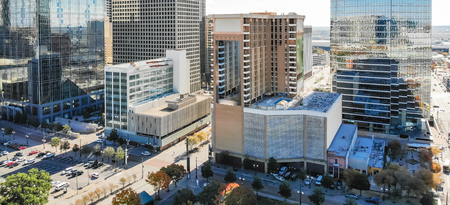 Panoramic top view downtown Dallas with skylines and colorful leの写真素材