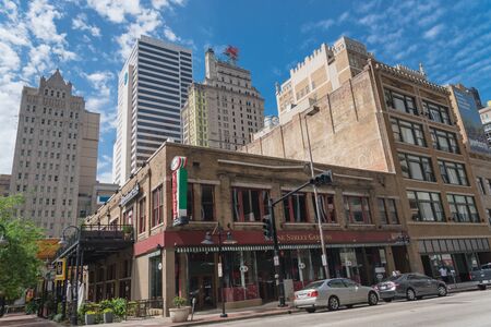 DALLAS, TX, US-MAY 3, 2019: Downtown Dallas with clean street and modern skyscrapers office buildings under cloud blue skyのeditorial素材