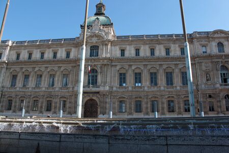 square with a fountain in the center of Marseilleのeditorial素材